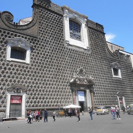 Manuela Apartments Centro storico Napoli Esterno foto