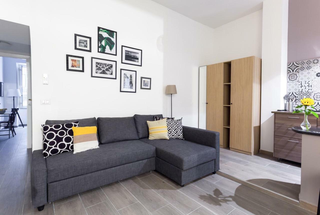 Manuela Apartments Centro storico Napoli Esterno foto