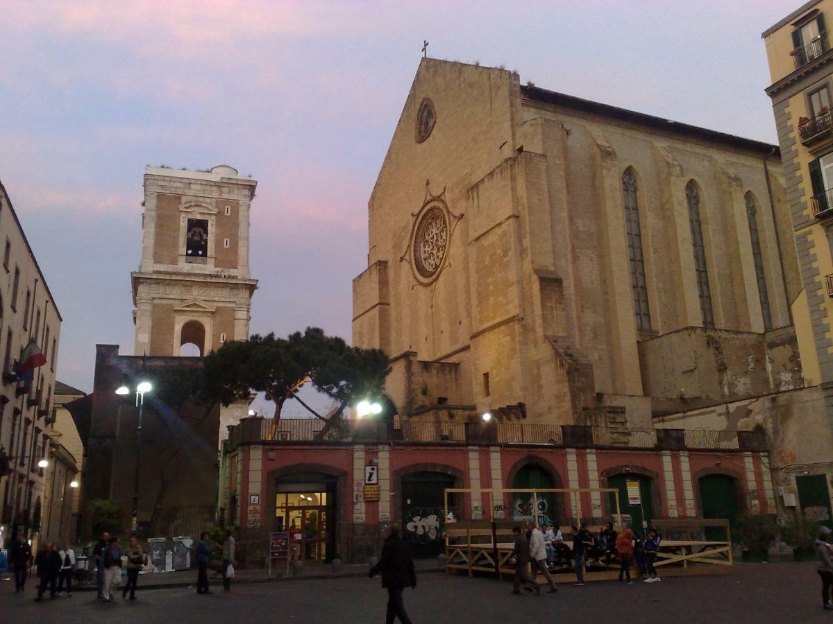 Manuela Apartments Centro storico Napoli Esterno foto